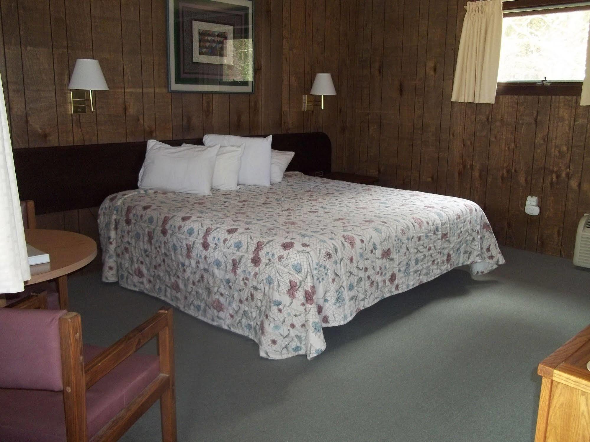 Wiscasset Woods Lodge Екстер'єр фото